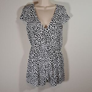 Lulu’s Women’s Romper S Black White Hottie Dotty Polka Dot Cap Sleeve Pockets